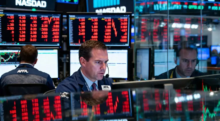 Global Stocks Falter As Rate Doubts And Tech Bubble Fears Grow